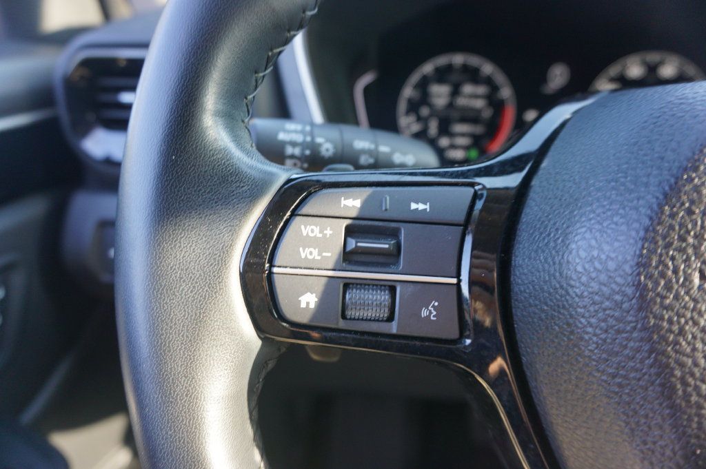Used 2024 Honda Pilot EX-L image 8