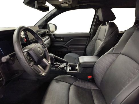 Used 2024 Toyota Tacoma TRD Off-Road w/ TRD Off Road Premium Package image 10