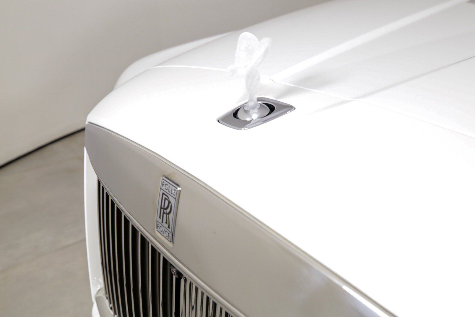 Used 2025 Rolls-Royce Cullinan AWD/4WD image 39
