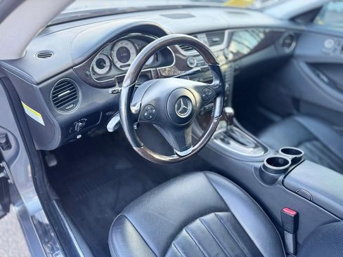 Used 2010 Mercedes-Benz CLS 550 image 14