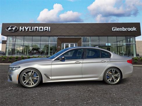 Used 2019 BMW M550i xDrive w/ Dynamic Handling Package image 1
