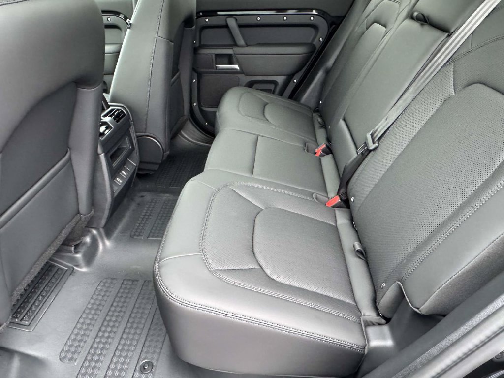 New 2026 Land Rover Defender 110 S AWD/4WD image 12