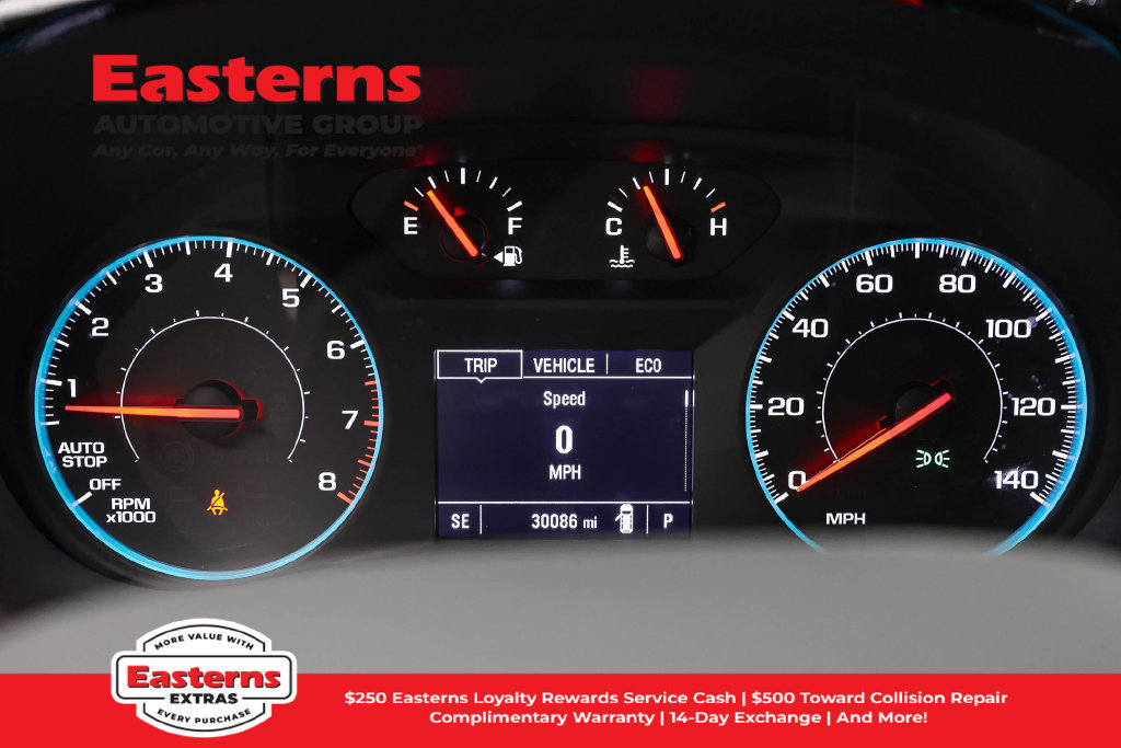 Used 2023 Chevrolet Traverse LS FWD image 15