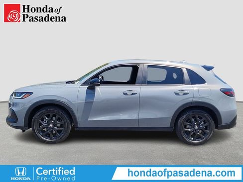 Certified 2025 Honda HR-V Sport image 2
