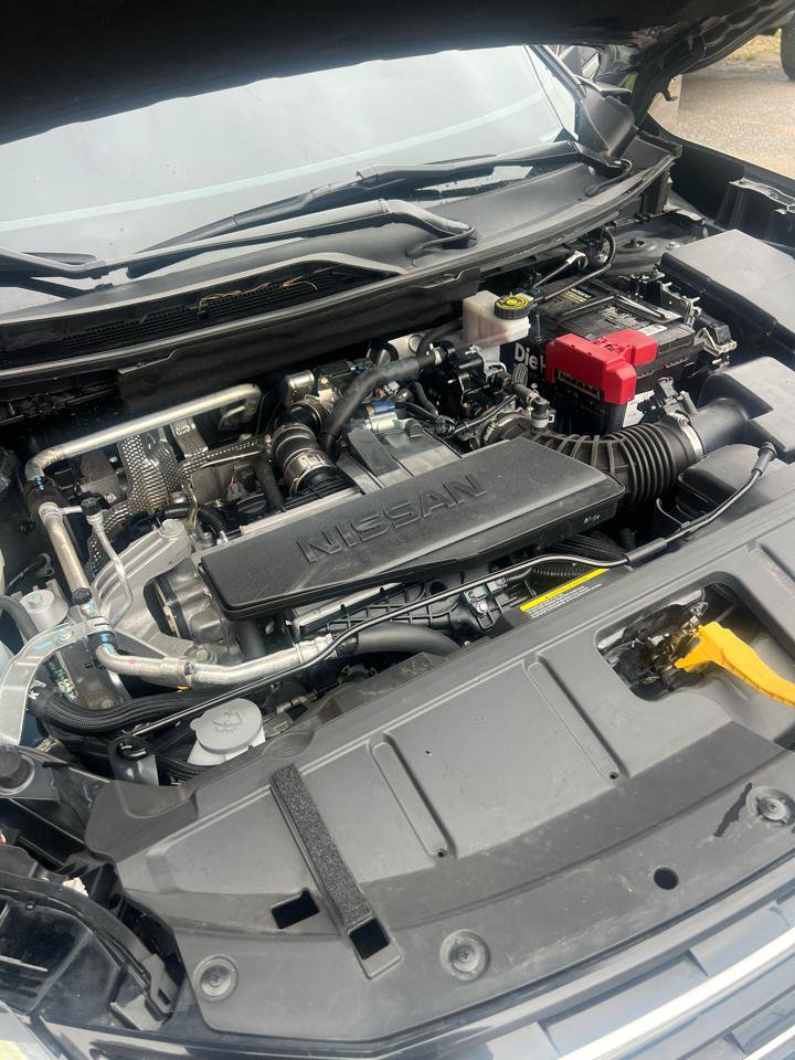 Used 2024 Nissan Rogue S FWD image 25