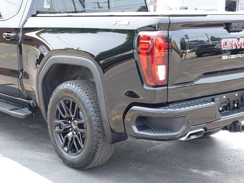 Used 2024 GMC Sierra 1500 Elevation w/ Elevation Premium Package AWD/4WD image 9