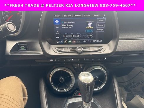 Used 2021 Chevrolet Camaro LT w/ Technology Package image 16