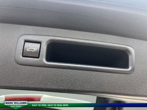 Used 2023 Toyota Highlander XSE image 36