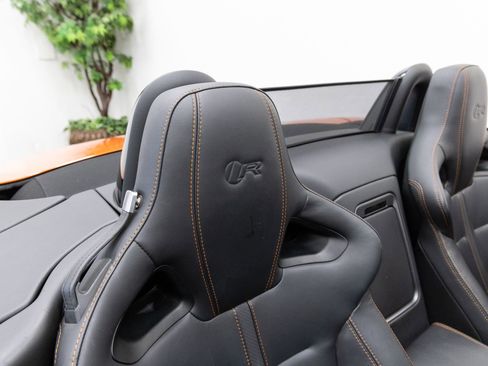 Used 2016 Jaguar F-TYPE R image 19