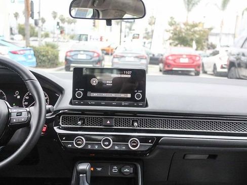 Used 2023 Honda Civic EX image 17