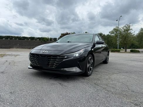 Used 2021 Hyundai Elantra Limited FWD image 1