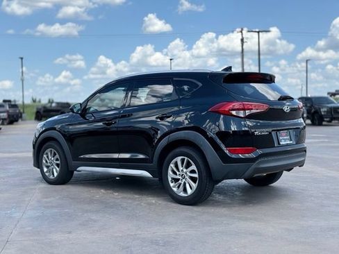 Used 2018 Hyundai Tucson SEL FWD image 4