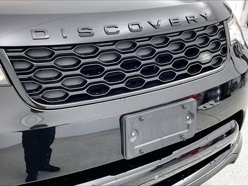 Used 2022 Land Rover Discovery S R-Dynamic image 37
