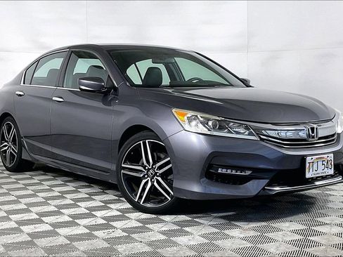 Used 2016 Honda Accord Sport image 12