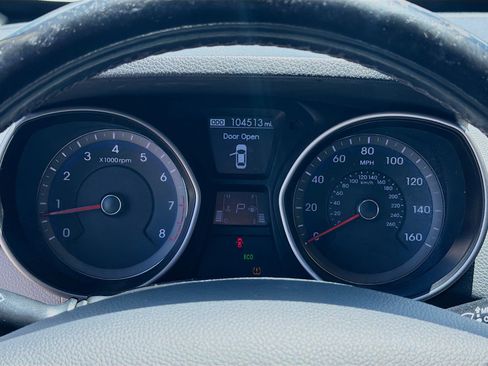 Used 2013 Hyundai Elantra GT w/ Touch & Go Pkg FWD image 9