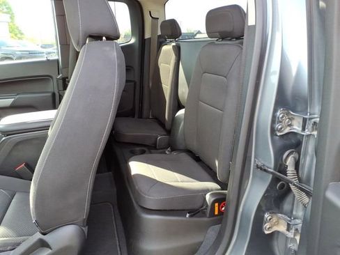Used 2022 Chevrolet Colorado LT AWD/4WD image 30