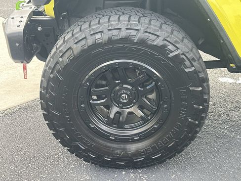 Used 2023 Jeep Wrangler Unlimited Rubicon 392 AWD/4WD image 13