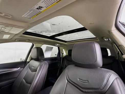 Used 2019 Cadillac XT5 Luxury image 25