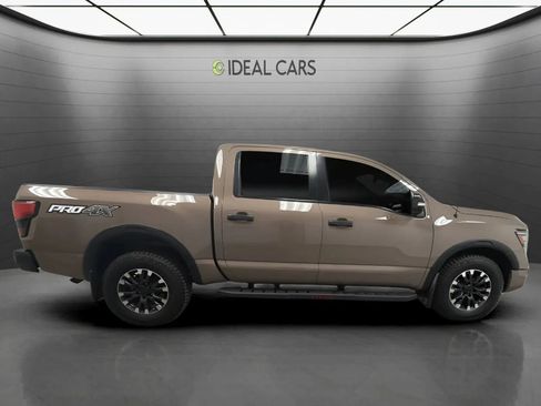 Used 2021 Nissan Titan PRO-4X w/ Pro-4x Convenience Package AWD/4WD image 4