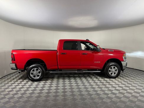 Used 2026 RAM 2500 Big Horn AWD/4WD image 4