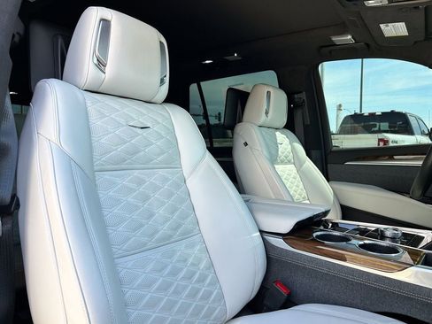 Used 2025 Cadillac Escalade Sport Platinum AWD/4WD image 25