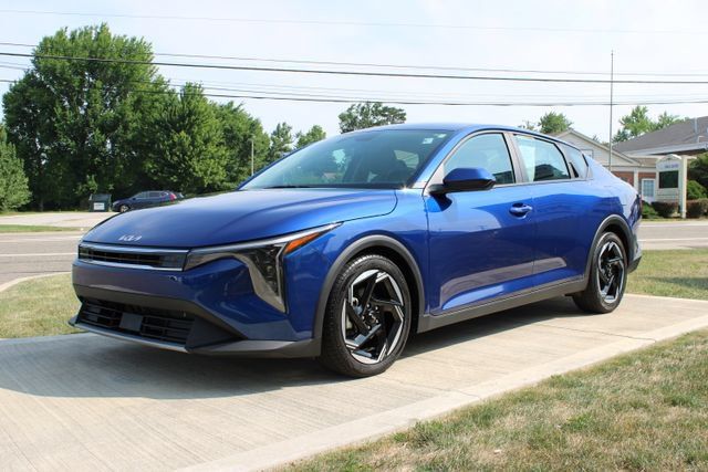 Used 2025 Kia K4 EX FWD image 6