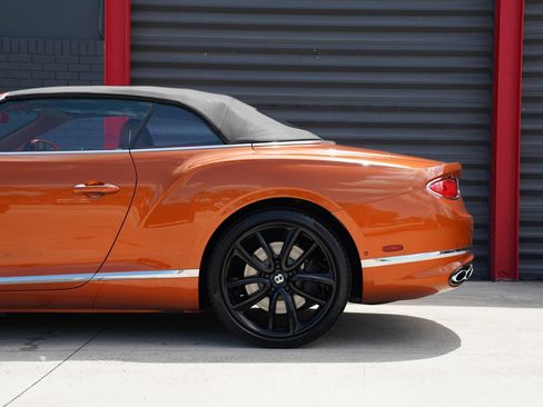 Used 2023 Bentley Continental GT Azure AWD/4WD image 8