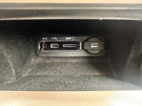 Used 2014 Jeep Grand Cherokee Limited image 29