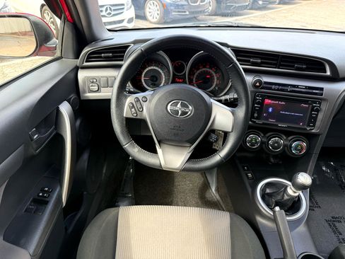 Used 2015 Scion tC image 16