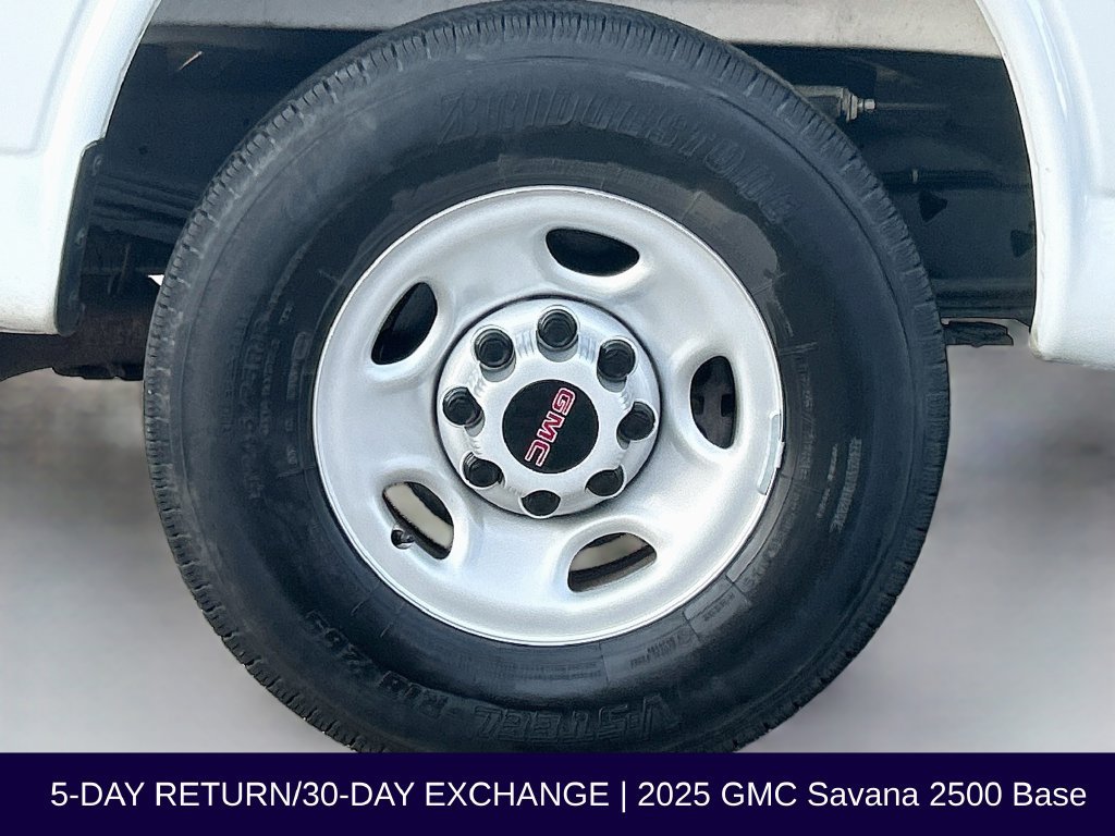 Used 2025 GMC Savana 2500 w/ Driver Convenience Package RWD image 31