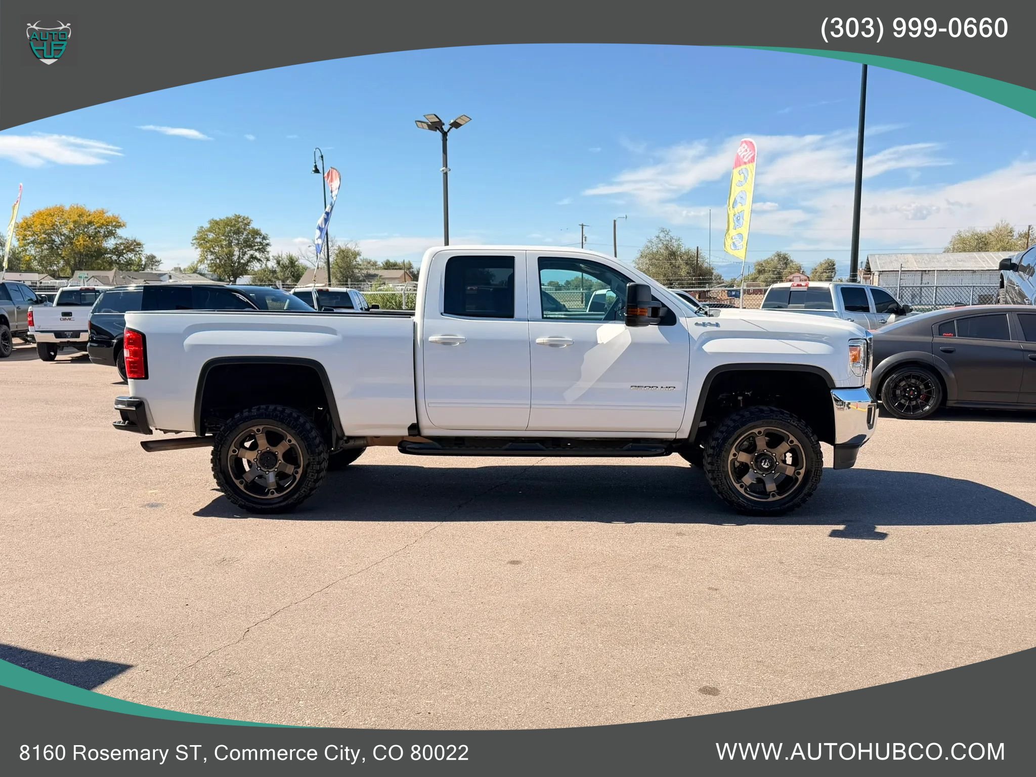 Used 2016 GMC Sierra 2500 SLE w/ SLE Preferred Package AWD/4WD image 4