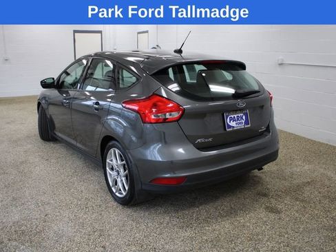 Used 2015 Ford Focus SE w/ Equipment Group 201A image 3