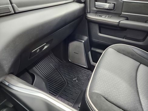 Used 2025 RAM 3500 Laramie image 17