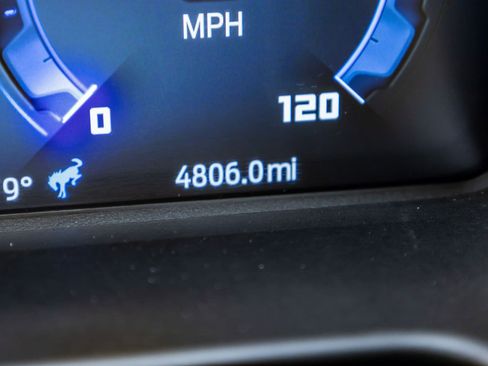 Used 2025 Ford Bronco Badlands image 22