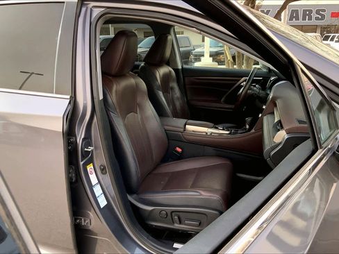 Used 2017 Lexus RX 350 AWD w/ Premium Package image 9