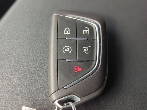 Used 2024 Cadillac Lyriq Luxury image 32