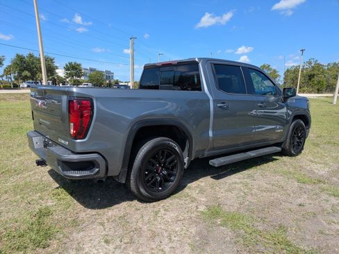 Used 2022 GMC Sierra 1500 Elevation w/ Preferred Package RWD image 4