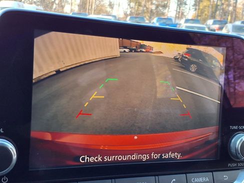 Used 2021 Nissan Altima 2.0 SR image 17