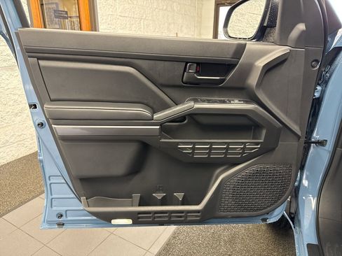 New 2026 Toyota Tacoma SR5 image 33