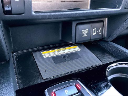 Used 2022 Honda Ridgeline Black Edition image 33