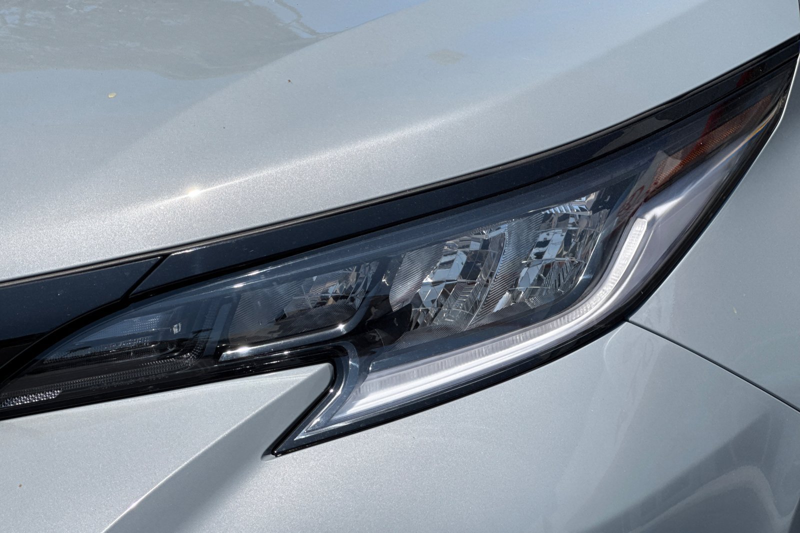 New 2026 Toyota Sienna XLE Woodland Edition AWD/4WD image 33