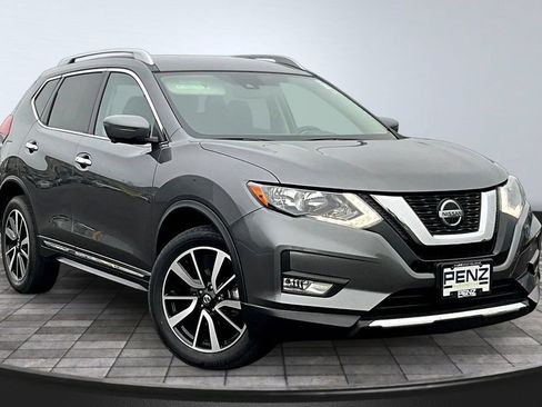 Used 2019 Nissan Rogue SL AWD/4WD image 3