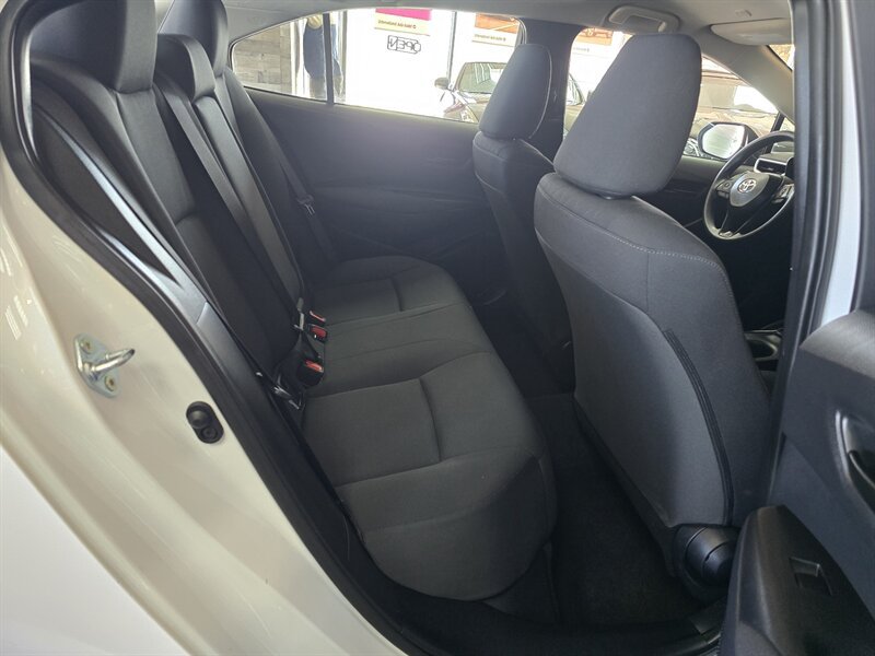 Used 2025 Toyota Corolla LE FWD image 18