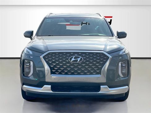 Used 2022 Hyundai Palisade Calligraphy image 2