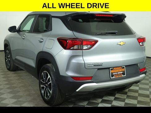 Used 2025 Chevrolet TrailBlazer LT image 5