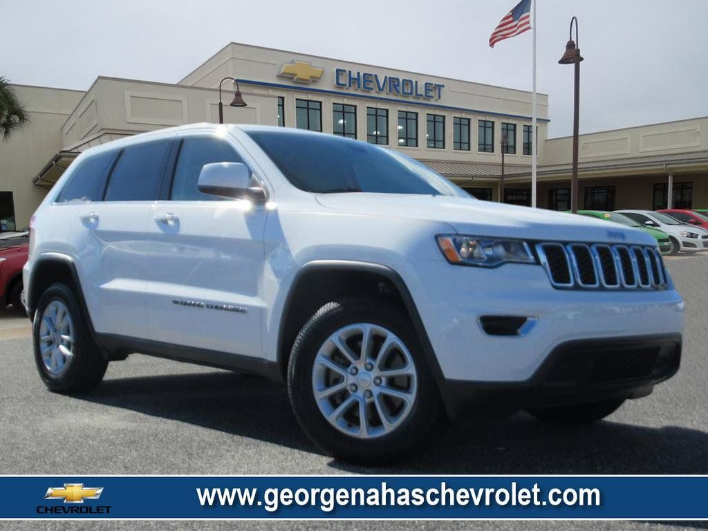 Used 2022 Jeep Grand Cherokee Laredo E AWD/4WD image 1