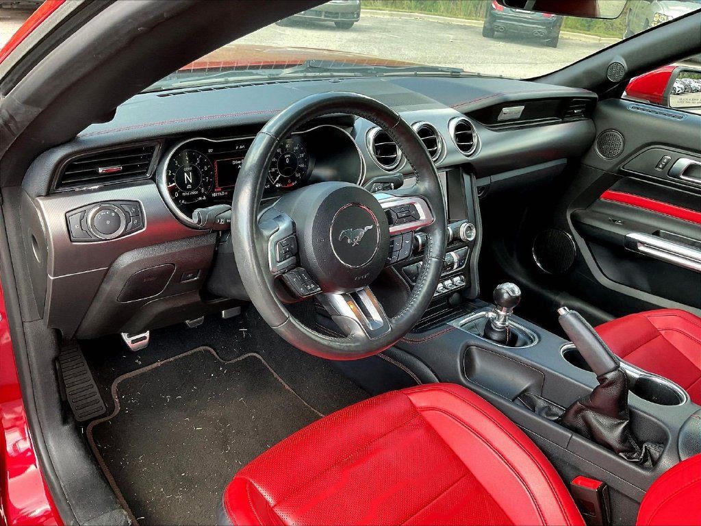 Used 2021 Ford Mustang GT Premium w/ Equipment Group 401A RWD image 4