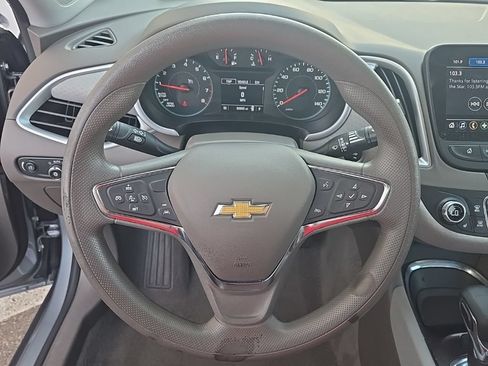 Certified 2024 Chevrolet Malibu LT FWD image 15