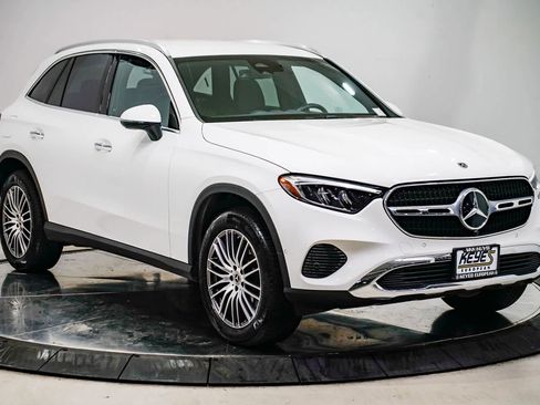Used 2025 Mercedes-Benz GLC 300 image 5