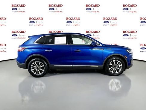 Used 2020 Lincoln Nautilus Reserve image 9